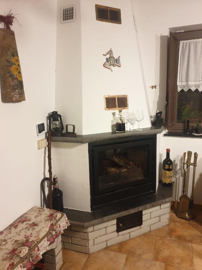 La Casa Di Giulia Βίλα Bronte Εξωτερικό φωτογραφία